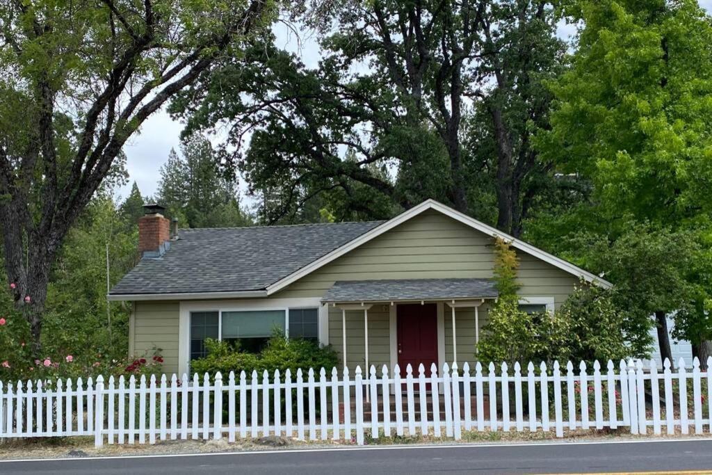 Vans Yosemite Garden Cottage Groveland Exterior foto